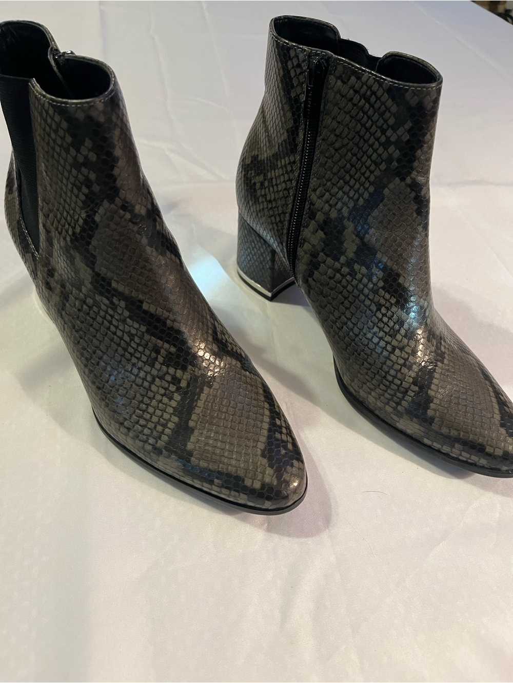 Clavin Klein Women's Snake-Print Ankle Boots in Grey and Black 9.5